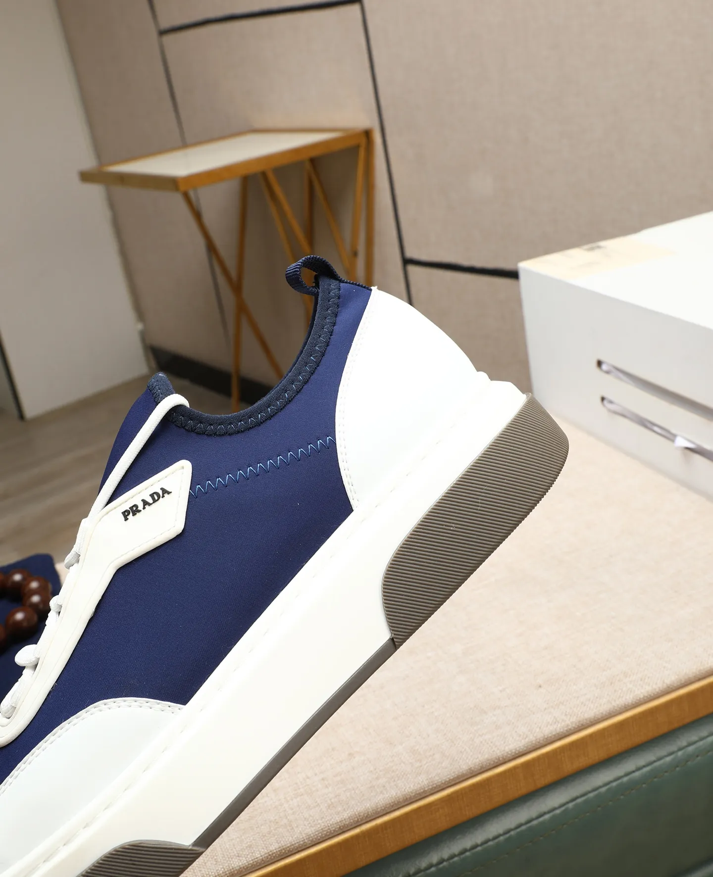 Men's shoes 💰580 [PRADA] Prada - High-end quality original order - Upper: 🔝 silk calfskin, brand canvas cloth, brand metal fasteners - Lining: mesh, foot pads; top-grade cowhide - Outsole: ultra-light TPU foam; molded outsole - Ultra-high quality control·Fine workmanship: highlighted (high-end·luxury·grade) -Size: 38-44 (45 can be customized) Wang